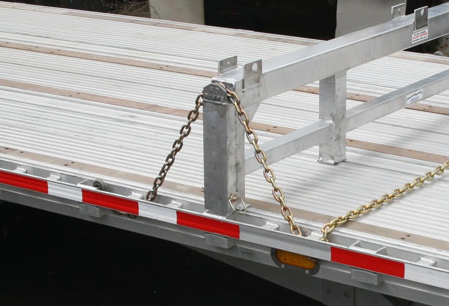 HD Ramps load leveler with chain