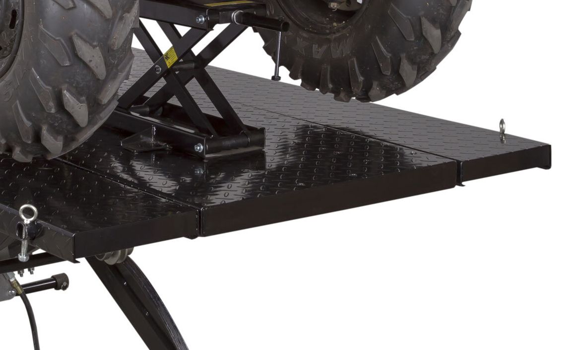 Extra-wide platform fits ATVS and UTVS up to 44” W