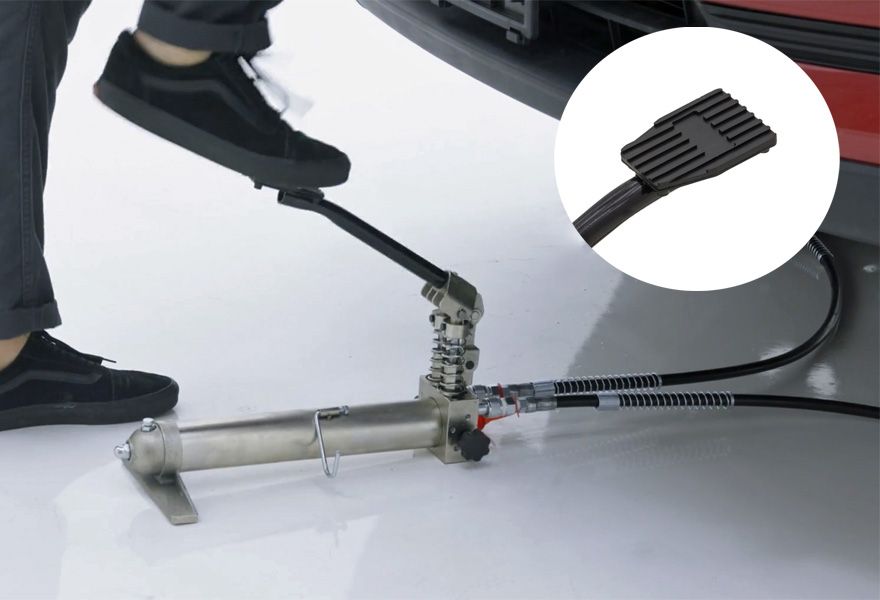 Hydraulic Foot-Powered Lifting Operation