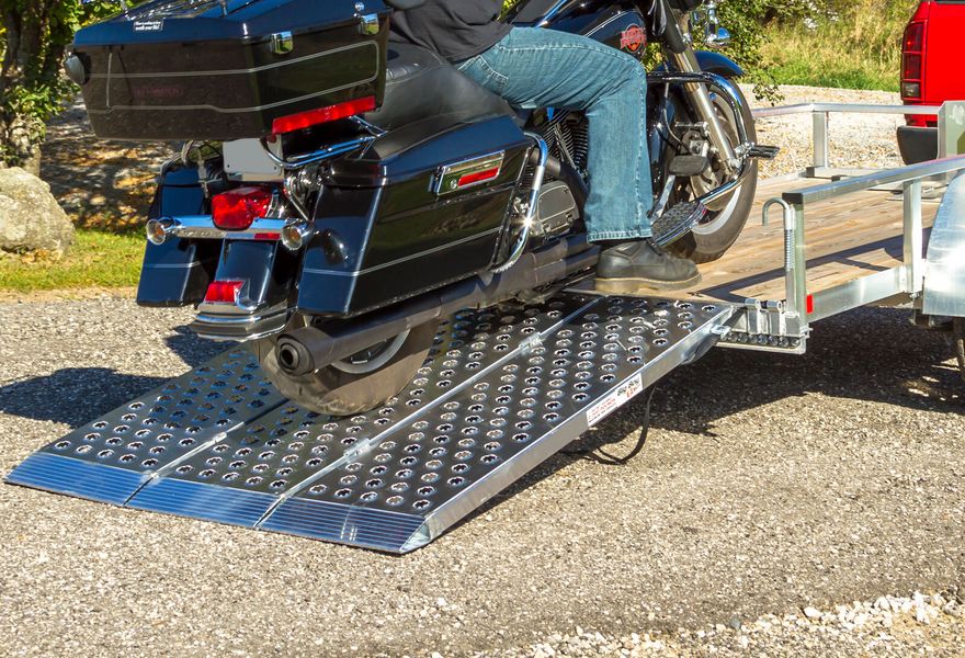 Durable Aluminum Design with Superior EZ Traction