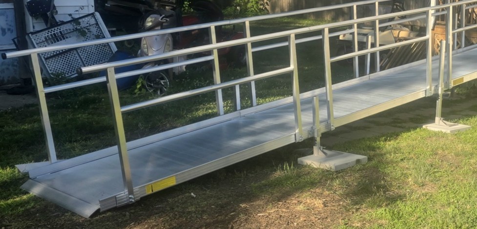 Silver Spring Clearway 4' Straight Modular Ramp