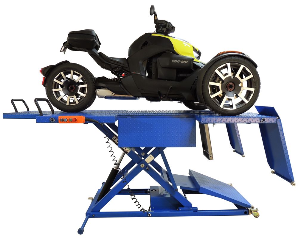 Can-Am Ryker on an iDeal lift table