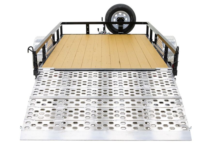 clean trailer with integrated aluminum loading ramps