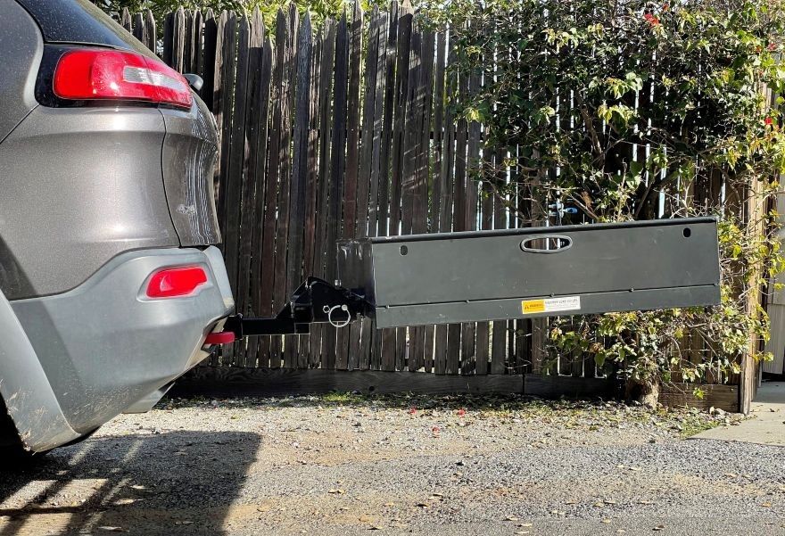 Large mesh cargo basket on hitch carrier