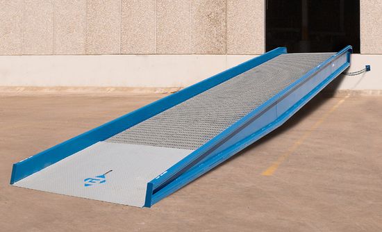 Bluff Ramp 30' x 102
