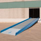 16SYS7030 30 L x 70 W 16000 lb Capacity Bluff Steel Yard Ramp 2
