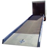 16SYS8430 30 L x 84 W 16000 lb Capacity Bluff Steel Yard Ramp