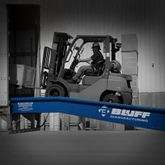 20SYS8436L-CORE 36 L x 84 W 20000 lb Cap Bluff Core Steel Yard Ramp 1