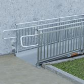 PATHWAYHD3048 30 L x 4 W EZ-ACCESS Modular Ramps with Picketed Handrails 2