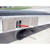 SY-169330 30 L x 95 W - 16000 lb Capacity Vestil Aluminum Yard Ramp with Steel Grating 1