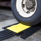 YJ5-125-YB 5-Channel Yellow Jacket Cable Protector for 1 Dia Cables 1