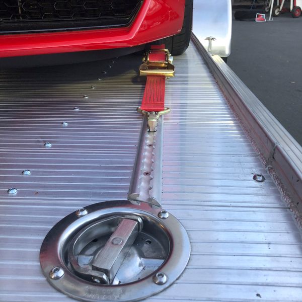 L-Track and recessed swivel D-ring on open trailer